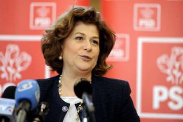 Rovana Plumb, depășită de recalcularea pensiilor. I se cere demisia!